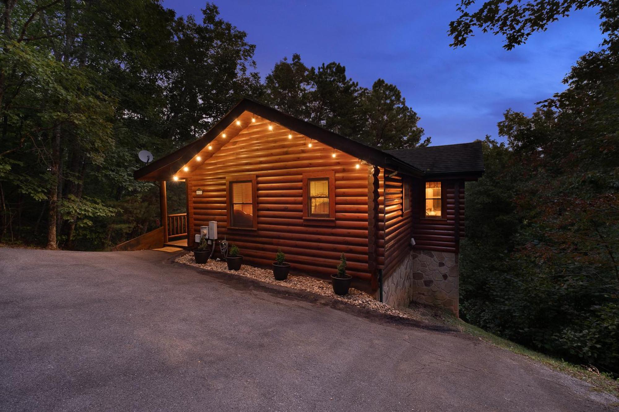 Private Smoky Mountain Luxury Log Home With 2 Fireplaces, Hot Tub & Community Pool Sevierville Kültér fotó