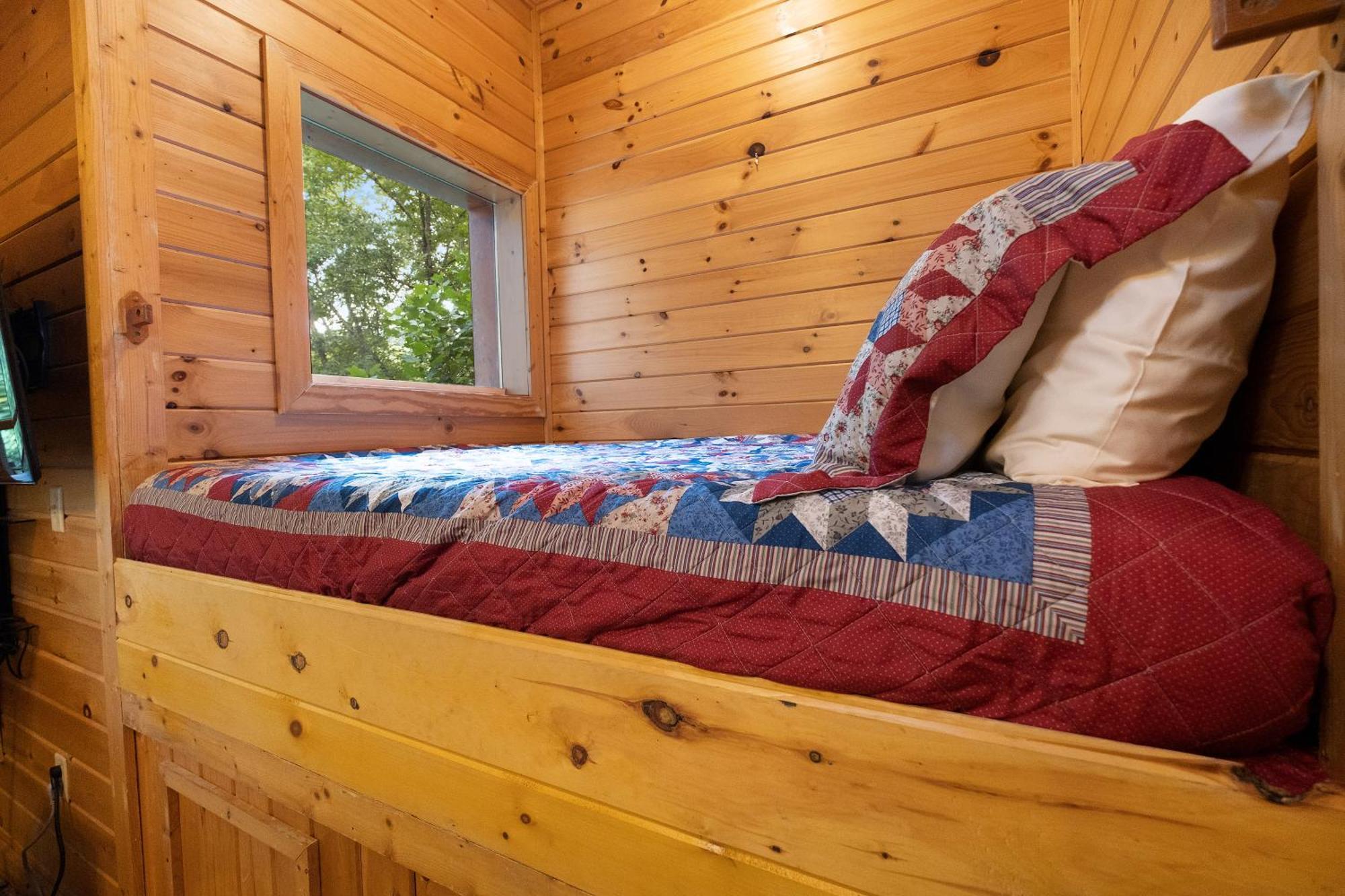 Private Smoky Mountain Luxury Log Home With 2 Fireplaces, Hot Tub & Community Pool Sevierville Kültér fotó