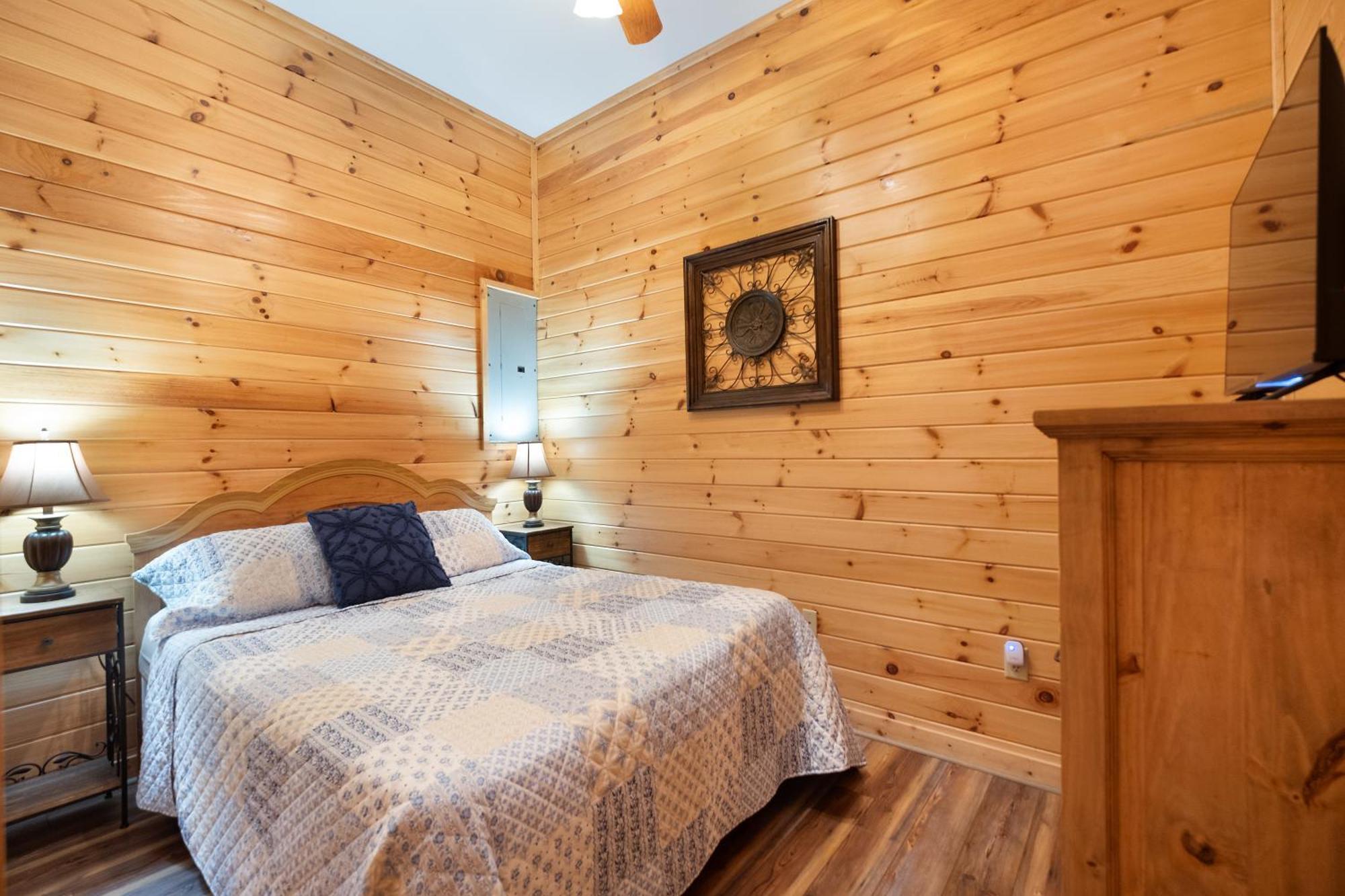 Private Smoky Mountain Luxury Log Home With 2 Fireplaces, Hot Tub & Community Pool Sevierville Kültér fotó