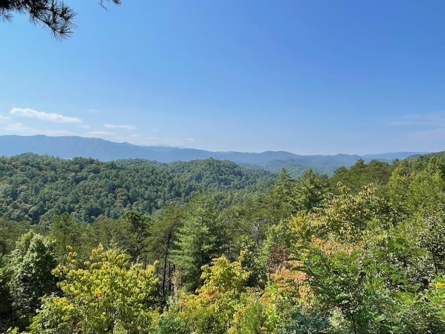 Private Smoky Mountain Luxury Log Home With 2 Fireplaces, Hot Tub & Community Pool Sevierville Kültér fotó